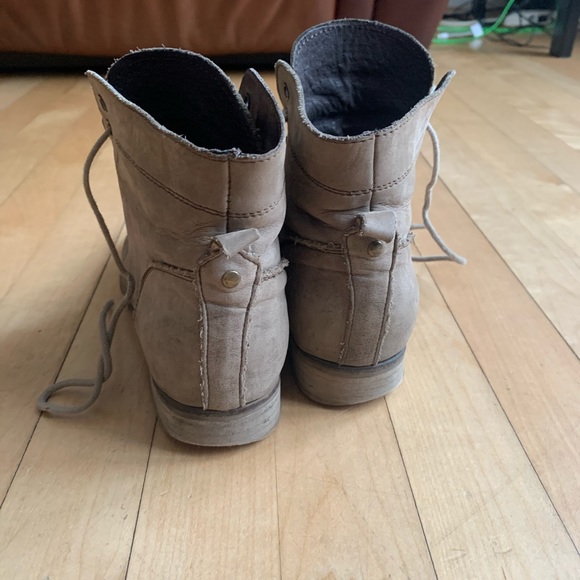 Boots size 6,5-7 women - Picture 4 of 5